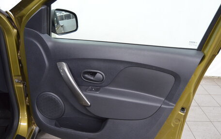 Renault Sandero II рестайлинг, 2015 год, 850 000 рублей, 14 фотография