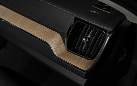 Volvo XC60 II, 2025 год, 9 600 000 рублей, 13 фотография