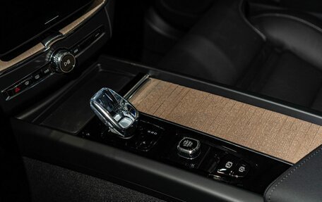 Volvo XC60 II, 2025 год, 9 600 000 рублей, 10 фотография