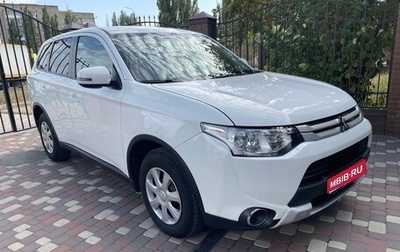 Mitsubishi Outlander III рестайлинг 3, 2014 год, 1 390 000 рублей, 1 фотография
