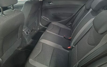 Peugeot 408 I рестайлинг, 2015 год, 499 000 рублей, 18 фотография