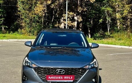 Hyundai Solaris II рестайлинг, 2020 год, 1 920 000 рублей, 2 фотография