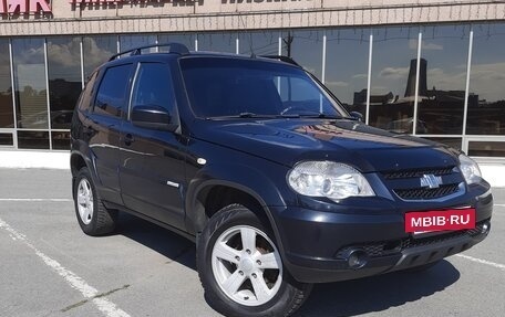 Chevrolet Niva I рестайлинг, 2014 год, 630 000 рублей, 2 фотография
