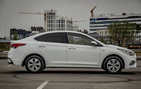 Hyundai Solaris II рестайлинг, 2017 год, 990 000 рублей, 11 фотография
