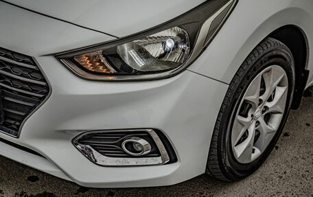 Hyundai Solaris II рестайлинг, 2017 год, 990 000 рублей, 5 фотография