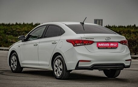 Hyundai Solaris II рестайлинг, 2017 год, 990 000 рублей, 7 фотография