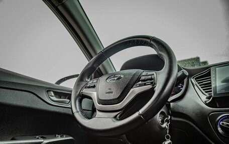 Hyundai Solaris II рестайлинг, 2017 год, 990 000 рублей, 18 фотография