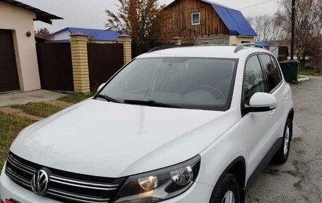 Volkswagen Tiguan I, 2014 год, 1 650 000 рублей, 2 фотография
