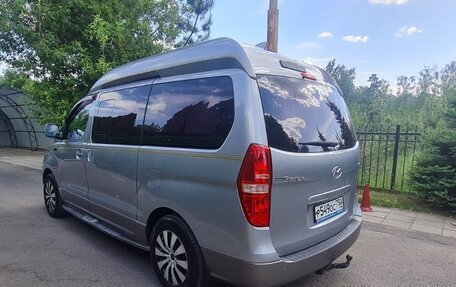 Hyundai Grand Starex Grand Starex I рестайлинг 2, 2015 год, 2 800 000 рублей, 5 фотография