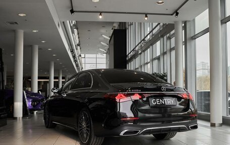 Mercedes-Benz E-Класс, 2025 год, 10 900 000 рублей, 4 фотография