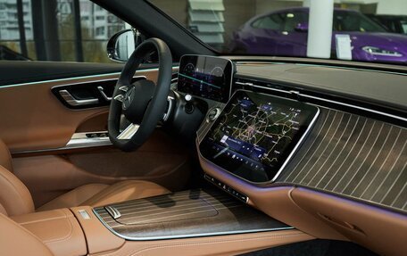 Mercedes-Benz E-Класс, 2025 год, 10 900 000 рублей, 9 фотография