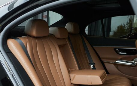 Mercedes-Benz E-Класс, 2025 год, 10 900 000 рублей, 14 фотография