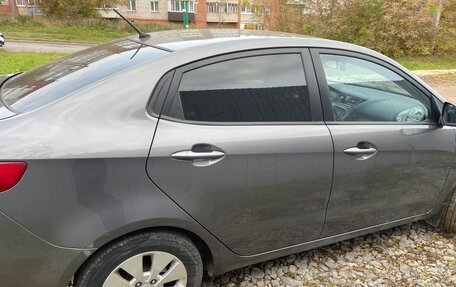 KIA Rio III рестайлинг, 2014 год, 930 000 рублей, 4 фотография