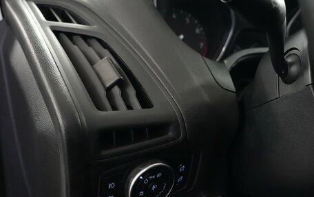 Ford Focus III, 2017 год, 967 000 рублей, 10 фотография