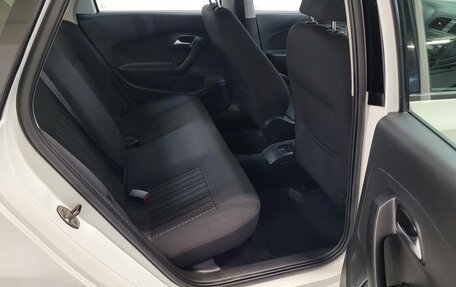 Volkswagen Polo VI (EU Market), 2016 год, 720 000 рублей, 10 фотография