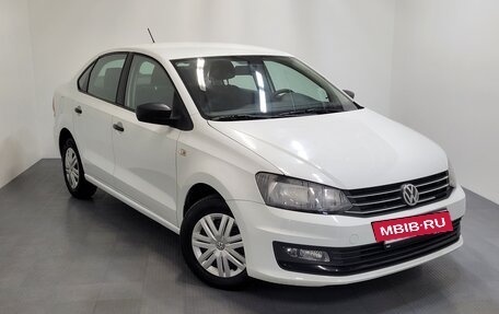 Volkswagen Polo VI (EU Market), 2016 год, 720 000 рублей, 2 фотография