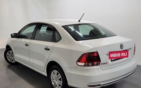 Volkswagen Polo VI (EU Market), 2016 год, 720 000 рублей, 4 фотография