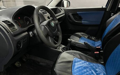 Skoda Fabia II, 2009 год, 299 777 рублей, 5 фотография