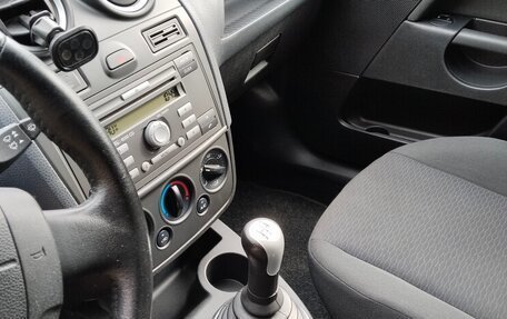 Ford Fiesta, 2007 год, 440 000 рублей, 11 фотография