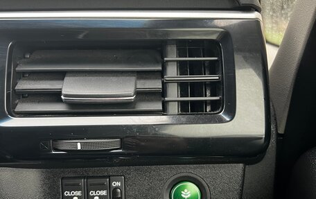 Honda Stepwgn IV, 2015 год, 1 750 000 рублей, 11 фотография