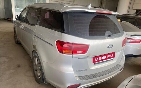 KIA Carnival III, 2019 год, 2 518 000 рублей, 3 фотография