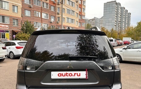Mitsubishi Outlander III рестайлинг 3, 2008 год, 900 000 рублей, 14 фотография