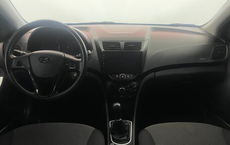 Hyundai Solaris II рестайлинг, 2012 год, 674 000 рублей, 13 фотография