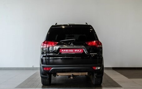 Mitsubishi Pajero Sport II рестайлинг, 2014 год, 2 000 000 рублей, 4 фотография