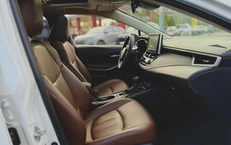 Toyota Corolla, 2021 год, 1 990 000 рублей, 15 фотография