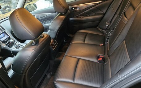 Infiniti Q50 I рестайлинг, 2015 год, 2 150 000 рублей, 17 фотография