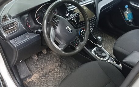 KIA Rio III рестайлинг, 2014 год, 700 000 рублей, 5 фотография
