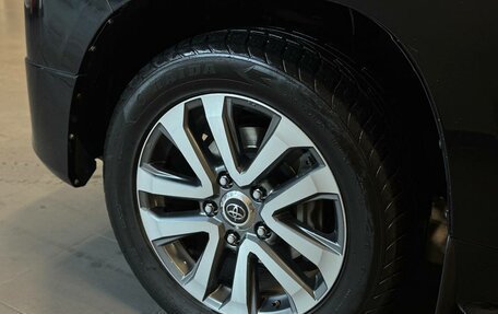 Toyota Land Cruiser 200, 2017 год, 6 557 000 рублей, 7 фотография