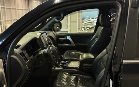 Toyota Land Cruiser 200, 2017 год, 6 557 000 рублей, 18 фотография
