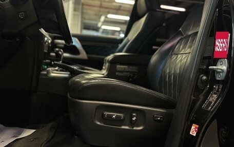 Toyota Land Cruiser 200, 2017 год, 6 557 000 рублей, 17 фотография