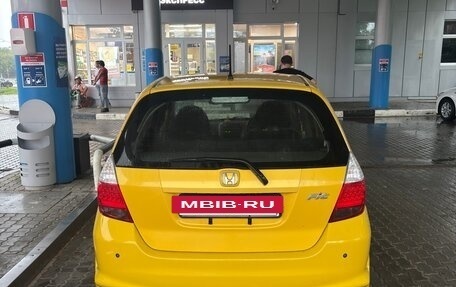 Honda Fit III, 2005 год, 320 000 рублей, 12 фотография