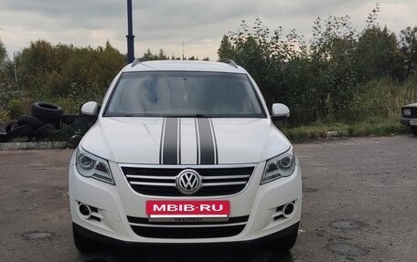 Volkswagen Tiguan I, 2009 год, 1 000 000 рублей, 2 фотография
