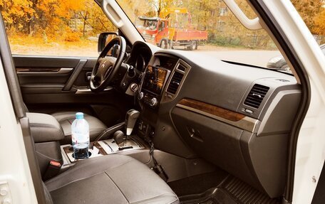 Mitsubishi Pajero IV, 2021 год, 4 000 000 рублей, 8 фотография