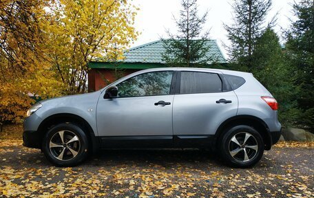 Nissan Qashqai, 2011 год, 950 000 рублей, 2 фотография