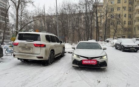 Toyota Camry, 2021 год, 3 900 000 рублей, 14 фотография