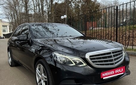 Mercedes-Benz E-Класс, 2013 год, 1 810 000 рублей, 3 фотография