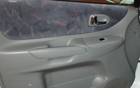 Mazda Premacy III, 2000 год, 420 000 рублей, 3 фотография