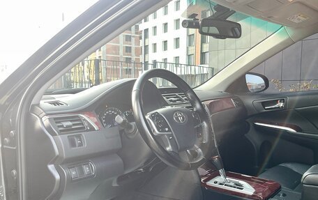 Toyota Camry, 2014 год, 1 990 000 рублей, 11 фотография