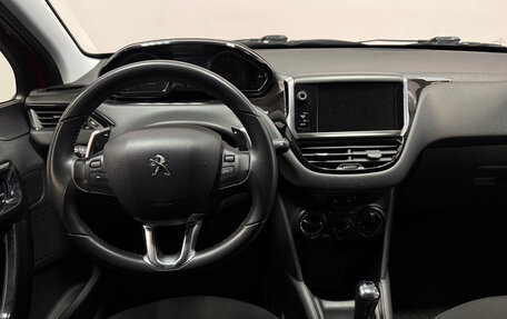 Peugeot 208 II, 2014 год, 665 700 рублей, 6 фотография