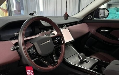 Land Rover Range Rover Evoque II, 2024 год, 5 200 000 рублей, 23 фотография