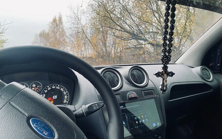 Ford Fiesta, 2006 год, 300 000 рублей, 5 фотография