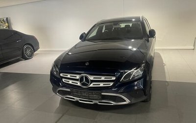 Mercedes-Benz E-Класс, 2019 год, 3 599 000 рублей, 1 фотография