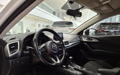 Mazda 3, 2018 год, 1 332 000 рублей, 20 фотография