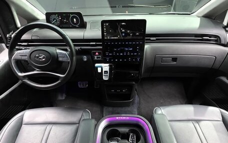 Hyundai Staria, 2023 год, 4 383 876 рублей, 4 фотография
