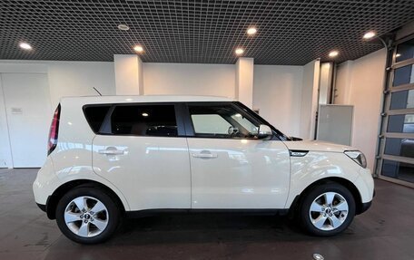 KIA Soul II рестайлинг, 2017 год, 1 450 000 рублей, 2 фотография