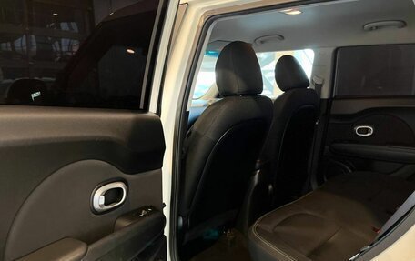 KIA Soul II рестайлинг, 2017 год, 1 450 000 рублей, 23 фотография